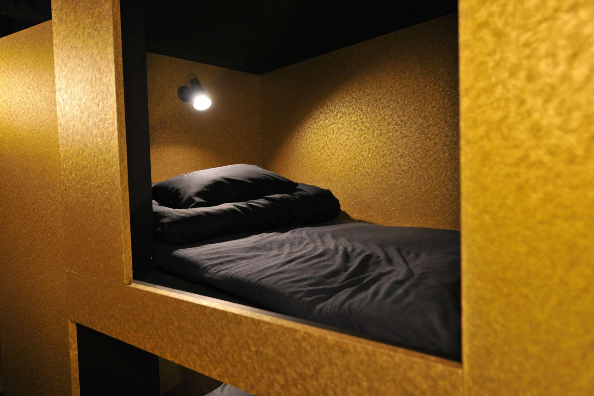 Khaosan World Namba Hostel Osaka Ngoại thất bức ảnh